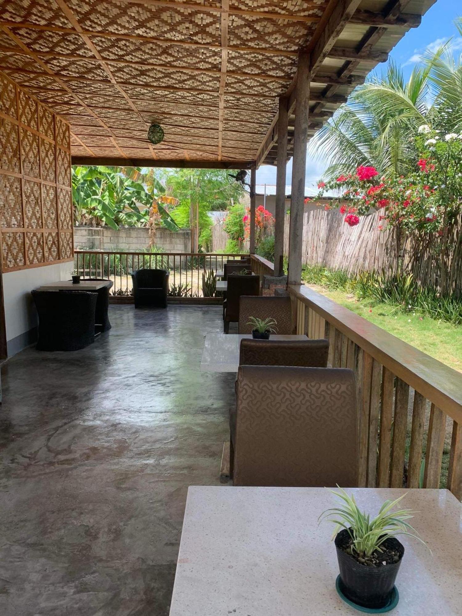 The Backyard Inn Moalboal Εξωτερικό φωτογραφία