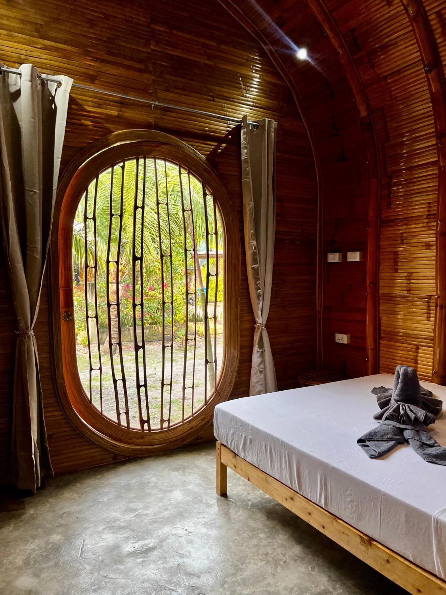 The Backyard Inn Moalboal Εξωτερικό φωτογραφία