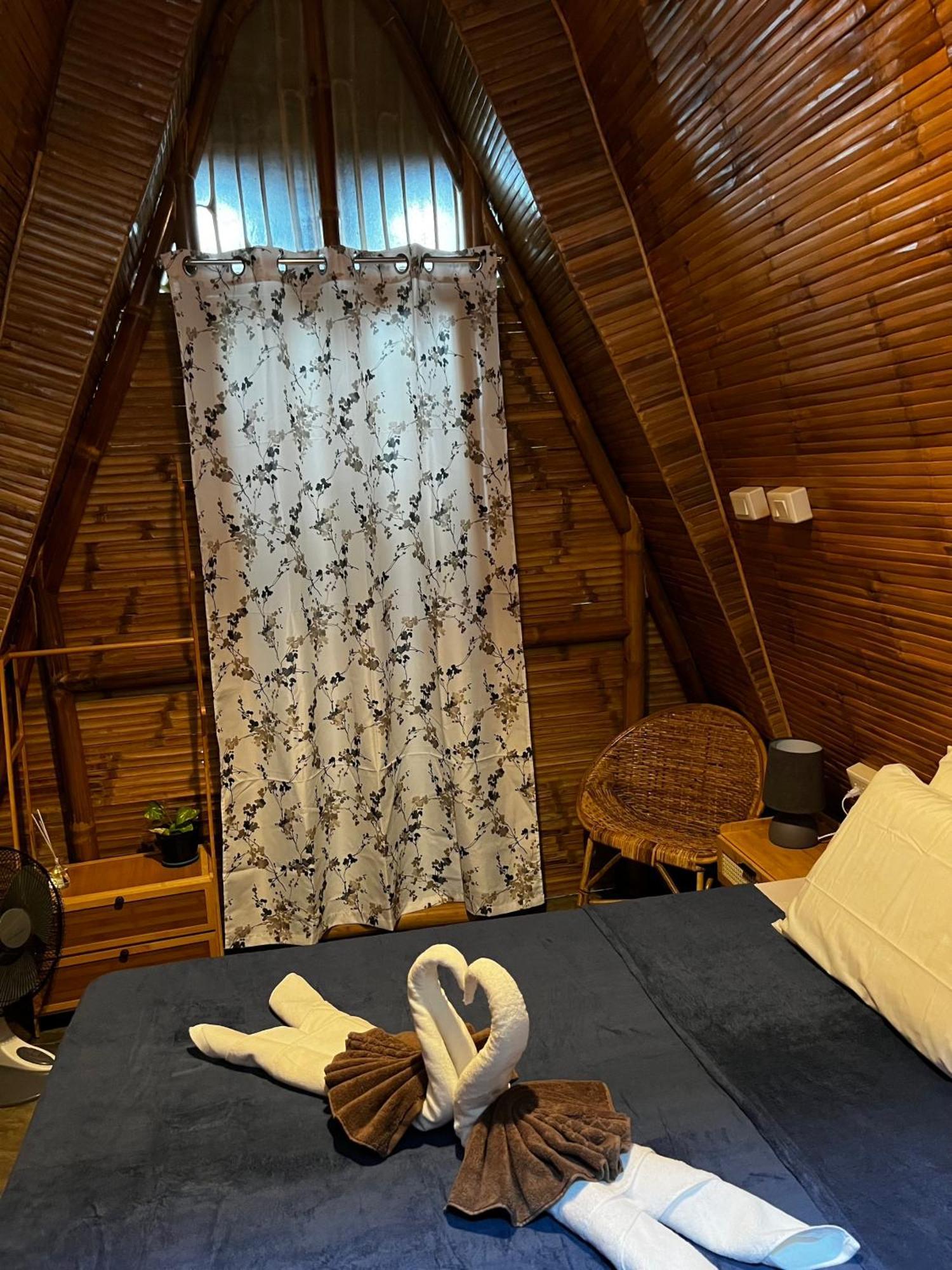 The Backyard Inn Moalboal Εξωτερικό φωτογραφία